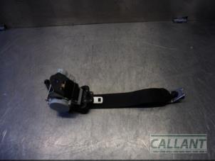 Usados Cinturón de seguridad derecha detrás Landrover Freelander II 2.2 eD4 16V Precio € 60,50 IVA incluido ofrecido por Garage Callant