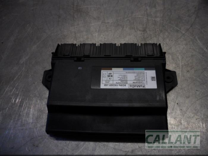 Używane Modul keyless vehicle Jaguar XF (CC9) 2.7 D V6 24V Cena € 60,50 Z VAT oferowane przez Garage Callant