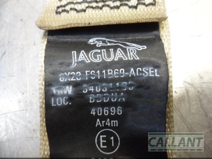 Sicherheitsgurt links hinten van een Jaguar XF (CC9) 2.7 D V6 24V 2008