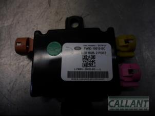 Used Module USB Jaguar XF Sportbrake 3.0 S V6 D 24V Price € 42,35 Inclusive VAT offered by Garage Callant