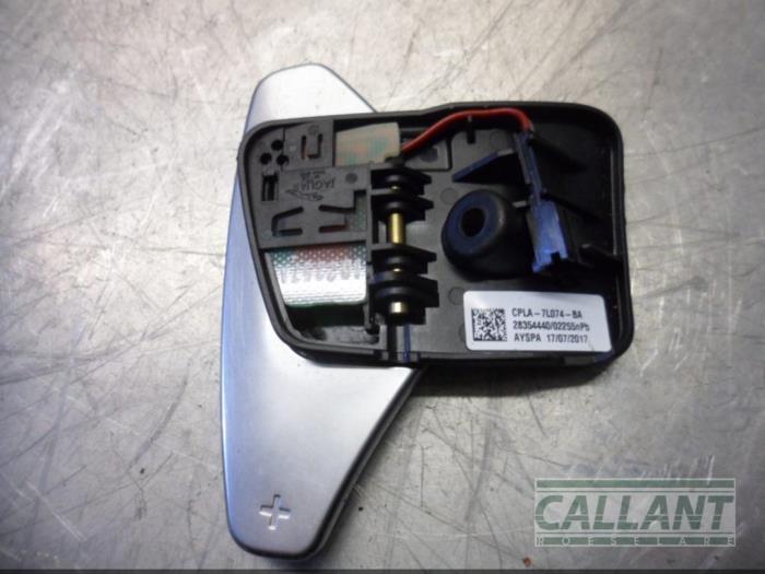 Usados Interruptor Jaguar XF Sportbrake 3.0 S V6 D 24V Precio € 18,15 IVA incluido ofrecido por Garage Callant