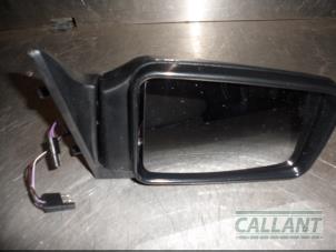 New Wing mirror, right Landrover Discovery I Price € 78,65 Inclusive VAT offered by Garage Callant