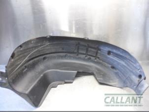 Used Wheel arch liner Peugeot 5008 II (M4/MC/MJ/MR) 2.0 BlueHDi 150 16V Price € 60,50 Inclusive VAT offered by Garage Callant