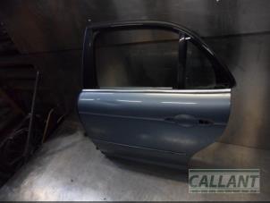 Gebrauchte Tür 4-türig links hinten Jaguar XJ (X350) 6 3.0 V6 24V Preis € 453,75 Mit Mehrwertsteuer angeboten von Garage Callant
