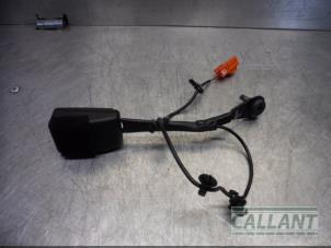 Usagé Insertion ceinture de sécurité avant gauche Landrover Range Rover Evoque (LVJ/LVS) Prix € 30,25 Prix TTC proposé par Garage Callant