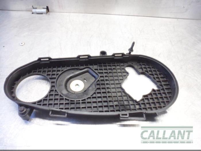 Usagé Couvercle de distribution Jaguar XF (CC9) 2.7 D V6 24V Prix € 30,25 Prix TTC proposé par Garage Callant