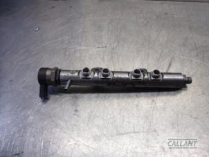 Used Fuel injector nozzle Jaguar XF (CC9) 3.0 D V6 24V Price € 121,00 Inclusive VAT offered by Garage Callant
