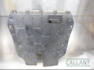 Used Bash plate Jaguar X-type 2.2 D 16V Price € 30,25 Inclusive VAT offered by Garage Callant