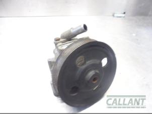 Used Power steering pump Landrover Freelander II Price € 60,50 Inclusive VAT offered by Garage Callant