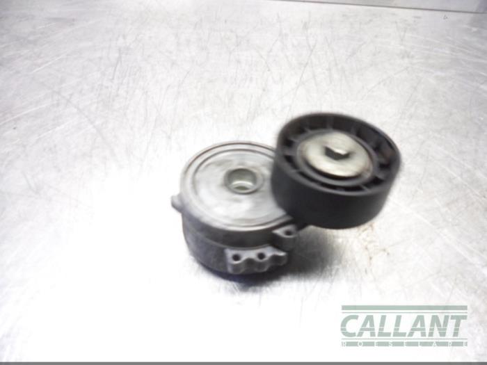 Gebrauchte Spanrolle multiriem Landrover Range Rover Evoque (LVJ/LVS) 2.2 TD4 16V 5-drs. Preis € 30,25 Mit Mehrwertsteuer angeboten von Garage Callant