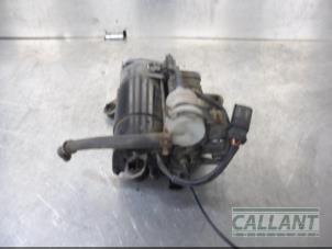 Used Air pump (suspension) Jaguar XJ (X350) 2.7d V6 24V Price € 302,50 Inclusive VAT offered by Garage Callant