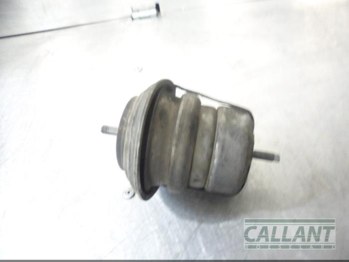 Used Engine mount Jaguar XJ (X351) 3.0 D V6 24V Price € 90,75 Inclusive VAT offered by Garage Callant