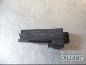 Used Keyless entry antenna Landrover Velar Price € 12,10 Inclusive VAT offered by Garage Callant