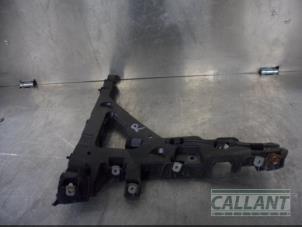 Used Rear bumper bracket, right Landrover Velar Price € 12,10 Inclusive VAT offered by Garage Callant