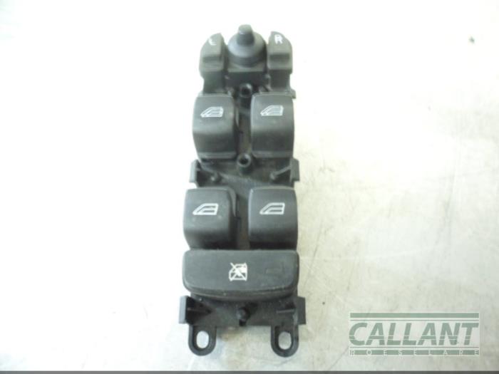 Używane Przelacznik combi okienny Landrover Freelander II 2.2 td4 16V Cena € 30,25 Z VAT oferowane przez Garage Callant