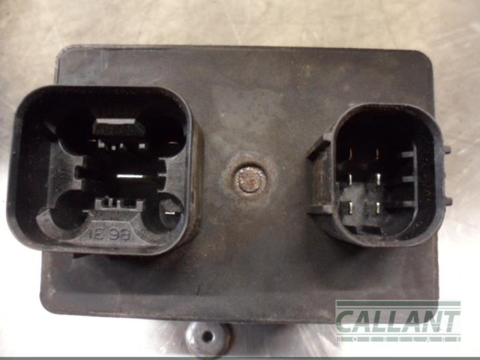Glow plug relay Jaguar XF 3.0 D V6 24V LR082464