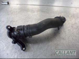 Used Radiator hose Jaguar XF (CC9) 3.0 D V6 24V Price € 18,15 Inclusive VAT offered by Garage Callant