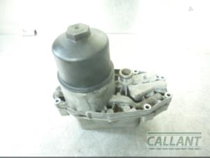 Used Oil filter housing Jaguar XF (CC9) 3.0 D V6 24V Price € 90,75 Inclusive VAT offered by Garage Callant