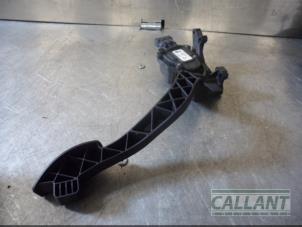Used Accelerator pedal Alfa Romeo Giulietta (940) 1.6 JTDm 16V Price € 60,50 Inclusive VAT offered by Garage Callant