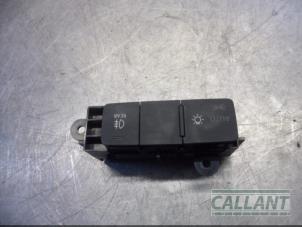 Used Fog light switch Audi A3 Sportback (8YA) 2.0 30 TDI 16V Price € 60,50 Inclusive VAT offered by Garage Callant