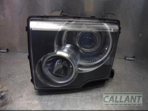 Used Headlight, left Landrover Range Rover III (LM) 4.4 V8 32V Price € 151,25 Inclusive VAT offered by Garage Callant