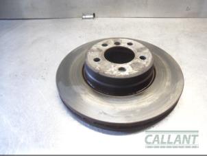 Used Front brake disc Landrover Range Rover III (LM) 4.4 V8 32V Price € 30,25 Inclusive VAT offered by Garage Callant