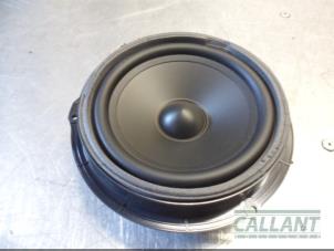 Used Speaker Landrover Range Rover Evoque (LVJ/LVS) 2.2 TD4 16V Price € 18,15 Inclusive VAT offered by Garage Callant