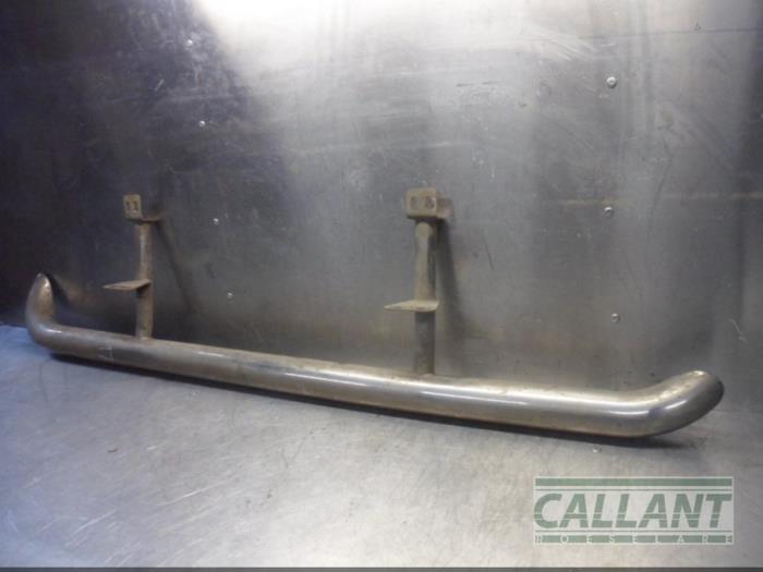 Używane Panel boczny Landrover Range Rover III (LM) 4.4 V8 32V Cena € 181,50 Z VAT oferowane przez Garage Callant