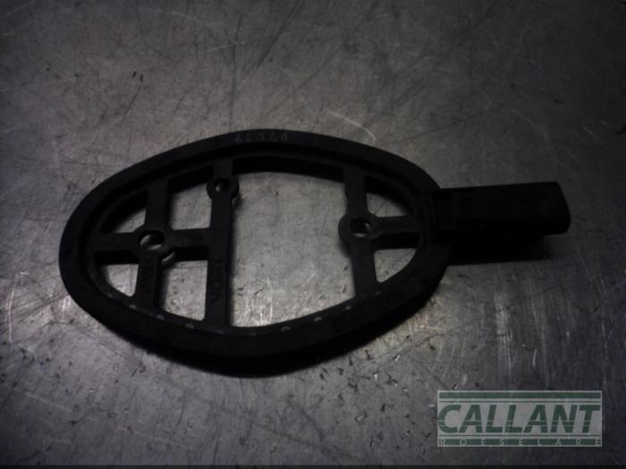 Begagnade Däcktryckssensor Landrover Range Rover IV (LG) 3.0 TDV6 24V Pris € 12,10 Inklusive moms erbjuds av Garage Callant