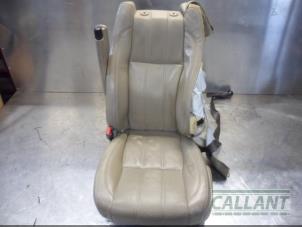Used Seat, left Landrover Range Rover IV (LG) 3.0 TDV6 24V Price on request offered by Garage Callant