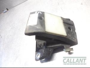 Used Blind spot sensor Landrover Range Rover IV (LG) 3.0 TDV6 24V Price € 181,50 Inclusive VAT offered by Garage Callant