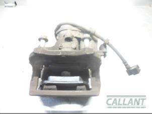 Used Rear brake calliper, left Landrover Range Rover IV (LG) 3.0 TDV6 24V Price € 121,00 Inclusive VAT offered by Garage Callant