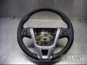 Used Steering wheel Volvo V60 I (FW/GW) 2.0 D2 16V Price € 90,75 Inclusive VAT offered by Garage Callant