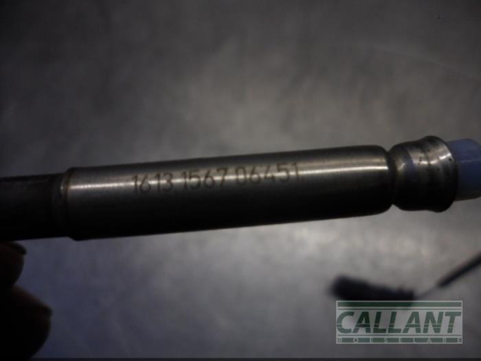 Auspuff Temperatursensor van een Volvo V60 I (FW/GW) 2.0 D2 16V 2016