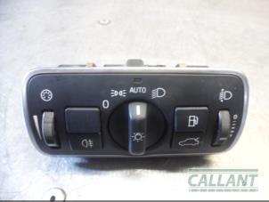Used Light switch Volvo V60 I (FW/GW) 2.0 D2 16V Price € 30,25 Inclusive VAT offered by Garage Callant