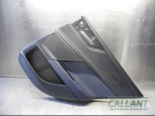 Używane Tapicerka drzwi prawych tylnych wersja 4-drzwiowa Jaguar XE 2.0 D E-Performance 16V Cena € 211,75 Z VAT oferowane przez Garage Callant