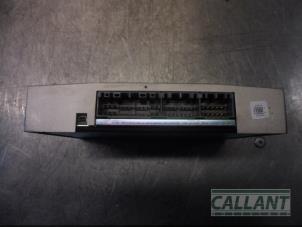 Used Radio amplifier Jaguar XE 2.0 D E-Performance 16V Price € 332,75 Inclusive VAT offered by Garage Callant