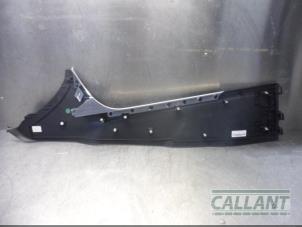 Usagé Console central Jaguar XE 2.0 D E-Performance 16V Prix € 60,50 Prix TTC proposé par Garage Callant