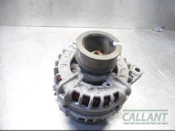 Gebrauchte Dynamo Volvo V60 I (FW/GW) 2.0 D2 16V Preis € 60,50 Mit Mehrwertsteuer angeboten von Garage Callant