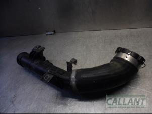 Used Intercooler tube Volvo V60 I (FW/GW) 2.0 D2 16V Price € 60,50 Inclusive VAT offered by Garage Callant