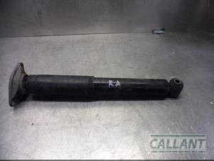 Used Rear shock absorber, right Volvo V60 I (FW/GW) 2.0 D2 16V Price € 36,30 Inclusive VAT offered by Garage Callant