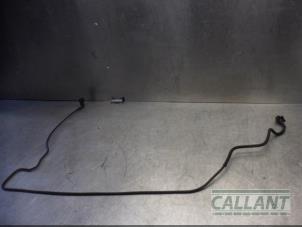 Usagé Tube d'eau Volvo V60 I (FW/GW) 2.0 D2 16V Prix € 18,15 Prix TTC proposé par Garage Callant