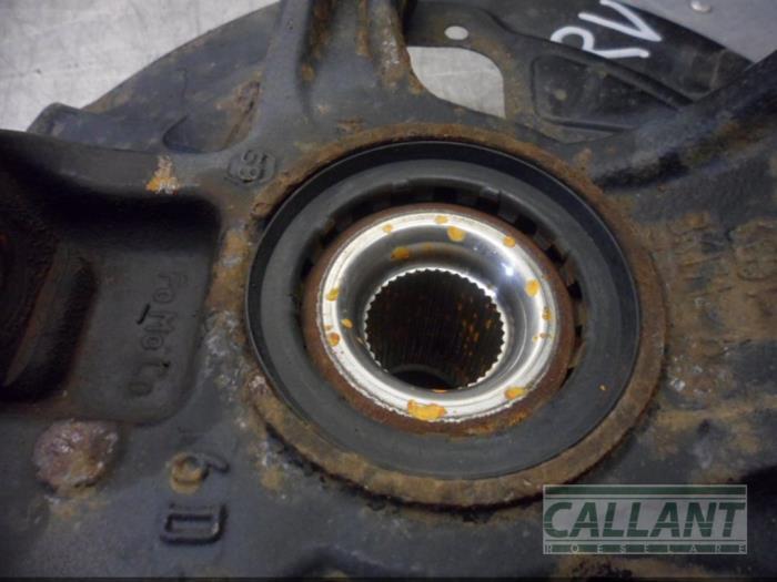 Knuckle, front right from a Volvo V60 I (FW/GW) 2.0 D2 16V 2016