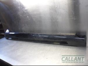 Used Side skirt, right Volvo V60 I (FW/GW) 2.0 D2 16V Price € 60,50 Inclusive VAT offered by Garage Callant