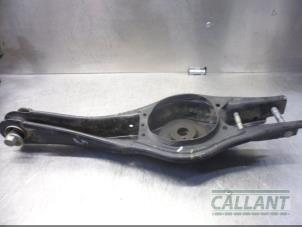 Usagé Bras de suspension bas arrière droit Kia Ceed (CDB5/CDBB) 1.0i T-GDi 12V Prix € 78,65 Prix TTC proposé par Garage Callant