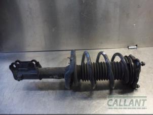 Used Front shock absorber, right Kia Ceed (CDB5/CDBB) 1.0i T-GDi 12V Price € 121,00 Inclusive VAT offered by Garage Callant
