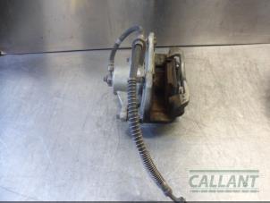 Usagé Etrier de frein (pince) avant droit Kia Ceed (CDB5/CDBB) 1.0i T-GDi 12V Prix € 60,50 Prix TTC proposé par Garage Callant