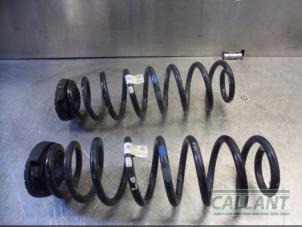 Used Rear coil spring Kia Ceed (CDB5/CDBB) 1.0i T-GDi 12V Price € 60,50 Inclusive VAT offered by Garage Callant
