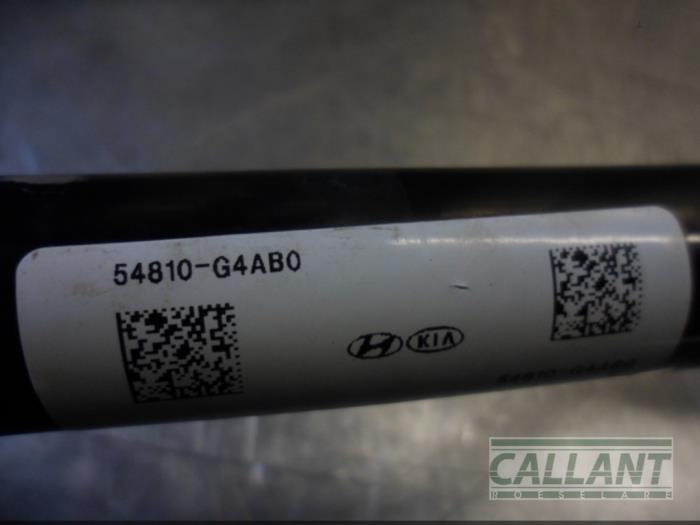 Front anti-roll bar from a Kia Ceed (CDB5/CDBB) 1.0i T-GDi 12V 2020