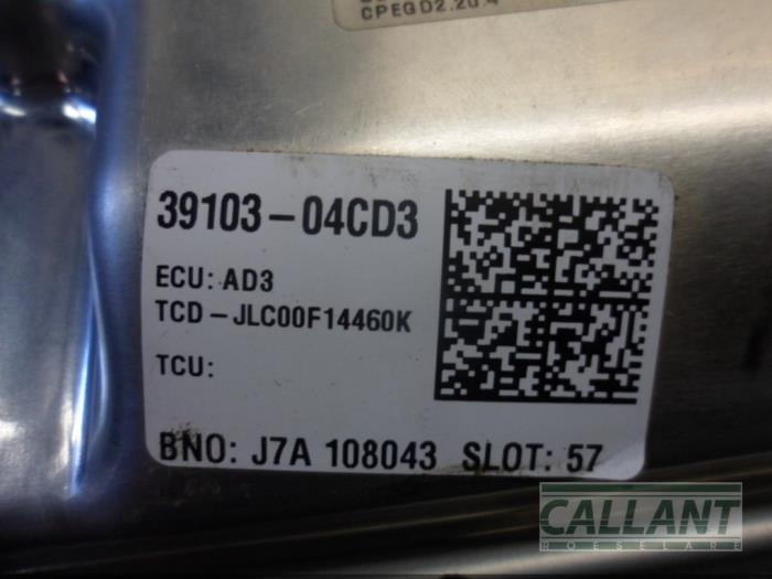 Ordenador de gestión de motor de un Kia Ceed (CDB5/CDBB) 1.0i T-GDi 12V 2020